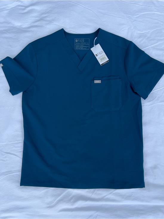 Figs Other - FIGS NWT Men's Leon Scrub Top in Deep Reef Blue PO#9401